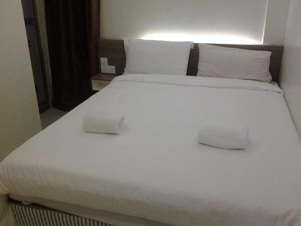 Qish Hotel Malacca Eksteriør bilde